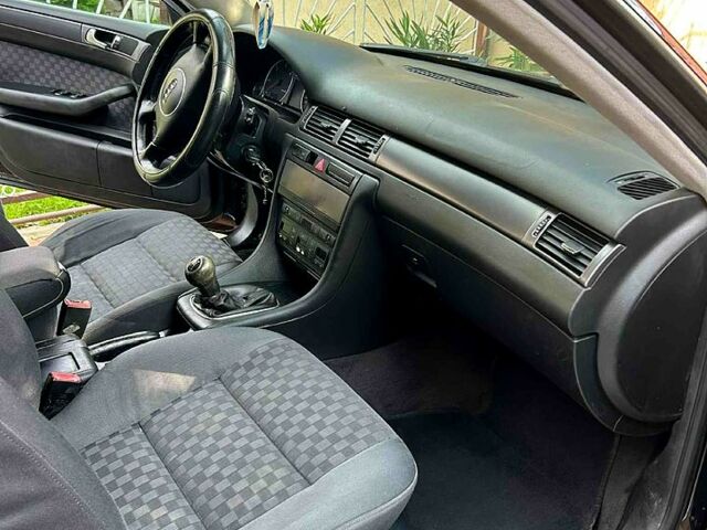Чорний Ауді А6, об'ємом двигуна 1.9 л та пробігом 205 тис. км за 5500 $, фото 6 на Automoto.ua