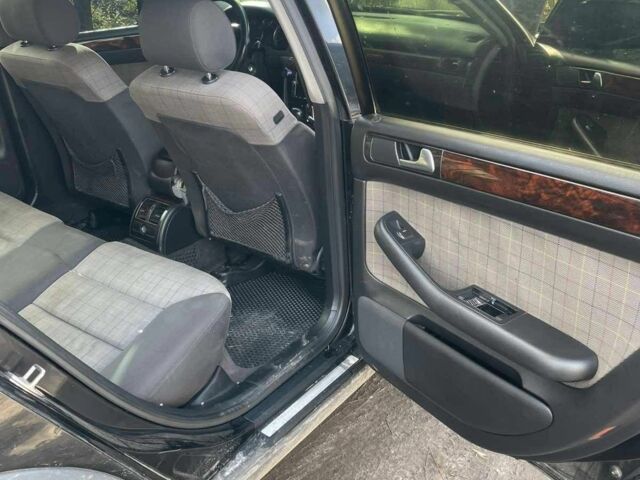 Ауді А6 2002 у Шостке на Automoto.ua Чорний Ауді А6, об'ємом двигуна 2.5 л та пробігом 300 тис. км за 5200 $, фото 4 на Automoto.ua