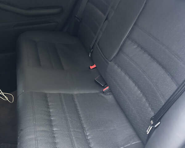 Черный Ауди А6, объемом двигателя 2.5 л и пробегом 400 тыс. км за 4722 $, фото 15 на Automoto.ua