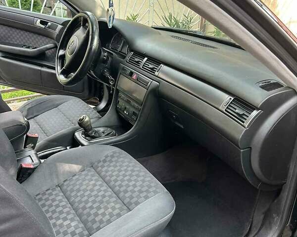 Чорний Ауді А6, об'ємом двигуна 1.9 л та пробігом 500 тис. км за 5500 $, фото 7 на Automoto.ua