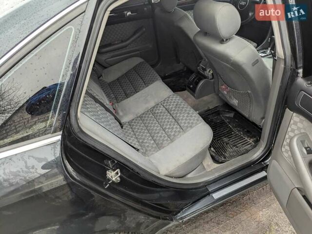 Черный Ауди А6, объемом двигателя 2.5 л и пробегом 390 тыс. км за 3499 $, фото 3 на Automoto.ua