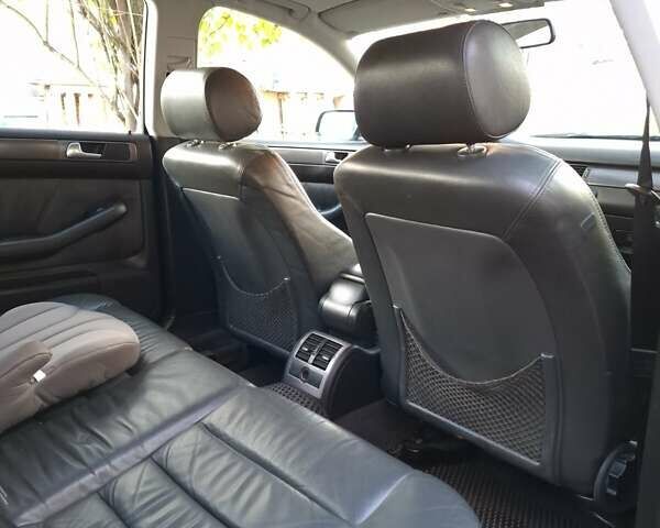 Черный Ауди А6, объемом двигателя 2.5 л и пробегом 350 тыс. км за 4700 $, фото 7 на Automoto.ua