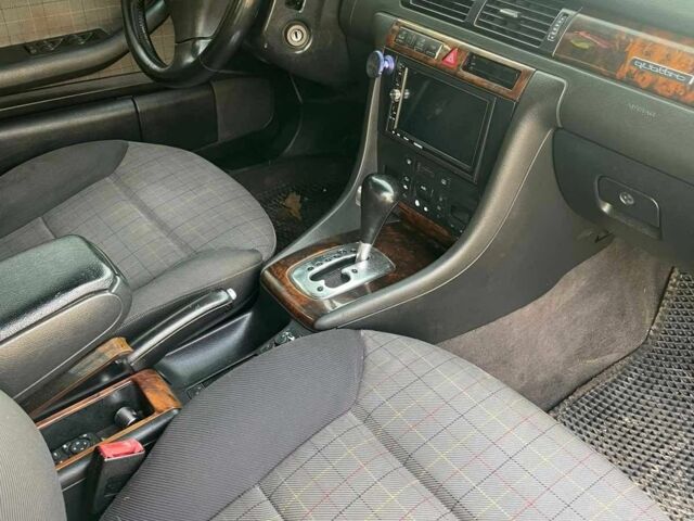 Ауді А6 2002 у Шостке на Automoto.ua Чорний Ауді А6, об'ємом двигуна 2.5 л та пробігом 300 тис. км за 5200 $, фото 5 на Automoto.ua