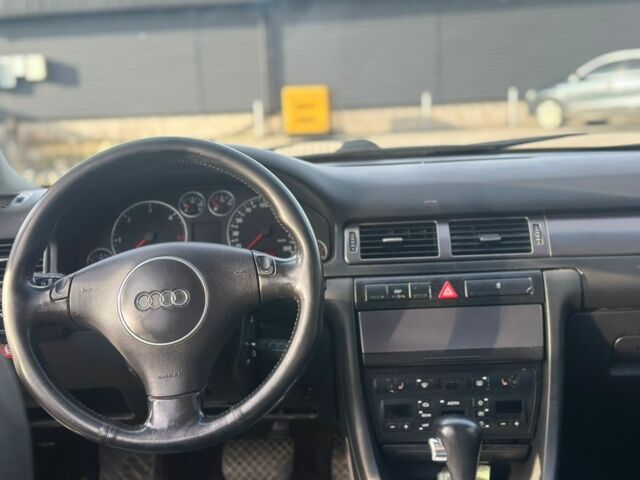 Черный Ауди А6, объемом двигателя 2.5 л и пробегом 450 тыс. км за 3400 $, фото 11 на Automoto.ua