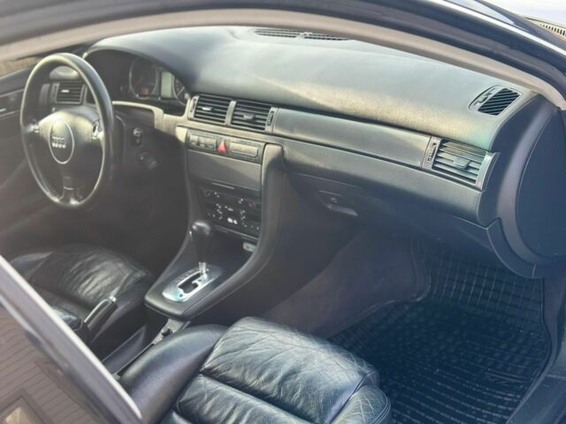 Черный Ауди А6, объемом двигателя 2.5 л и пробегом 450 тыс. км за 3400 $, фото 4 на Automoto.ua