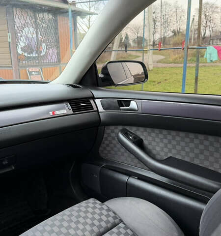 Черный Ауди А6, объемом двигателя 2.5 л и пробегом 344 тыс. км за 5300 $, фото 9 на Automoto.ua