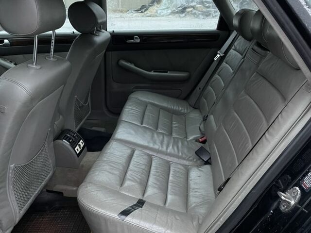 Черный Ауди А6, объемом двигателя 2.5 л и пробегом 195 тыс. км за 3030 $, фото 4 на Automoto.ua