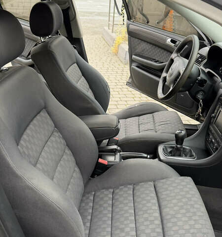 Черный Ауди А6, объемом двигателя 2.5 л и пробегом 344 тыс. км за 5300 $, фото 11 на Automoto.ua