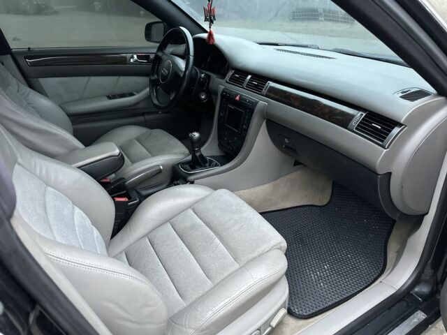 Черный Ауди А6, объемом двигателя 1.9 л и пробегом 420 тыс. км за 4950 $, фото 11 на Automoto.ua