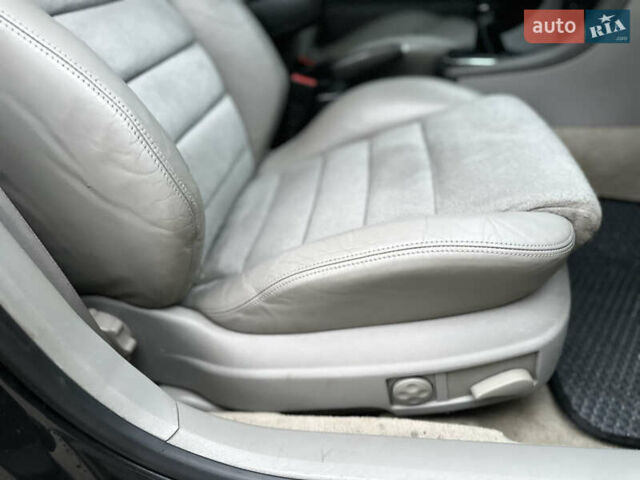 Черный Ауди А6, объемом двигателя 1.9 л и пробегом 420 тыс. км за 4950 $, фото 24 на Automoto.ua