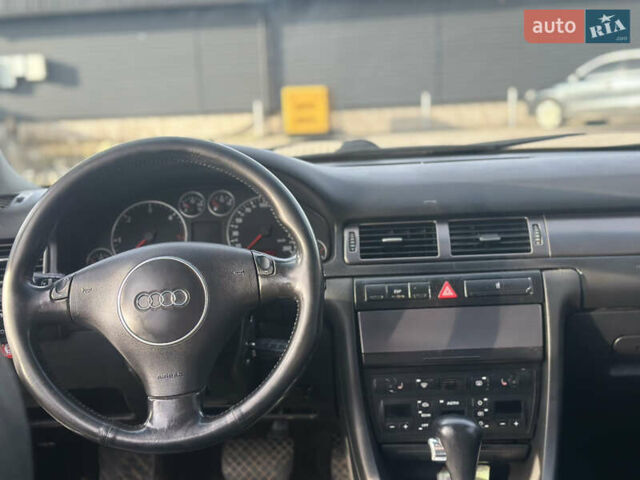 Черный Ауди А6, объемом двигателя 2.5 л и пробегом 480 тыс. км за 3400 $, фото 11 на Automoto.ua
