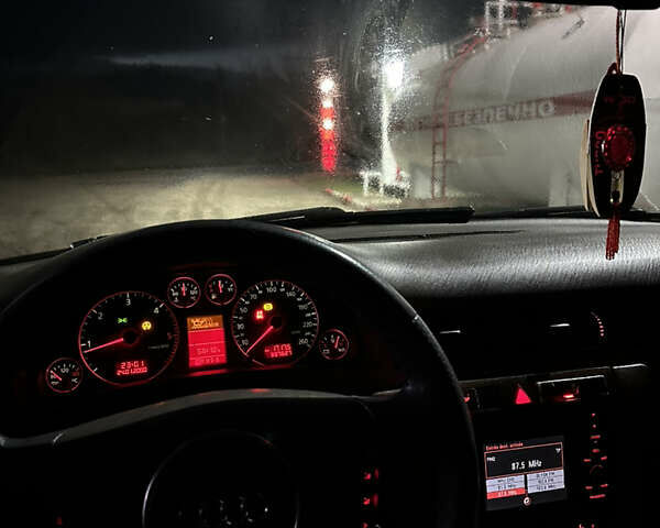 Черный Ауди А6, объемом двигателя 2.5 л и пробегом 395 тыс. км за 4000 $, фото 18 на Automoto.ua