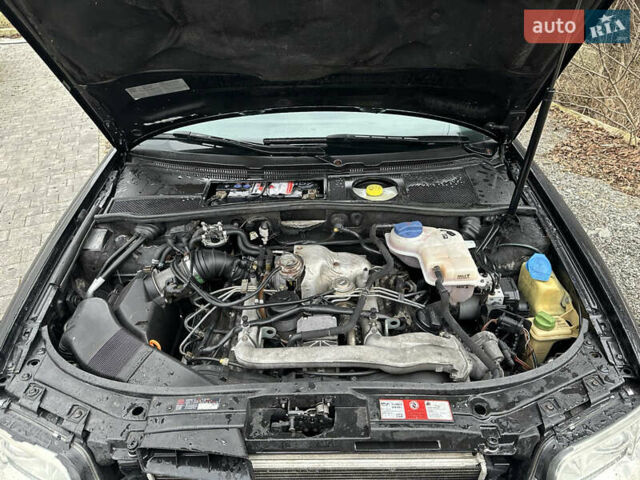 Чорний Ауді А6, об'ємом двигуна 2.5 л та пробігом 350 тис. км за 3899 $, фото 12 на Automoto.ua