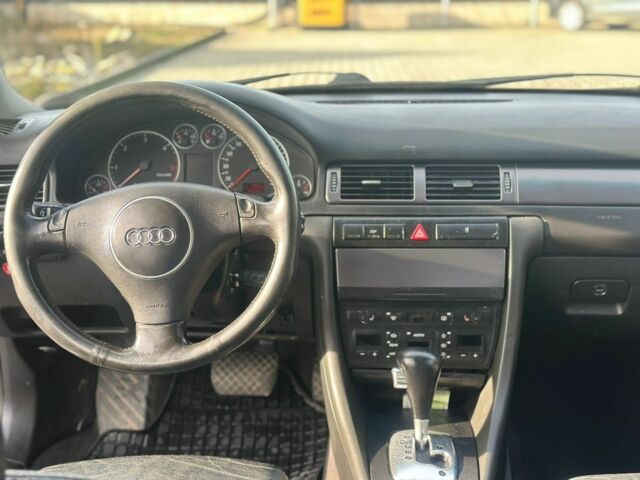 Черный Ауди А6, объемом двигателя 2.5 л и пробегом 450 тыс. км за 3400 $, фото 10 на Automoto.ua