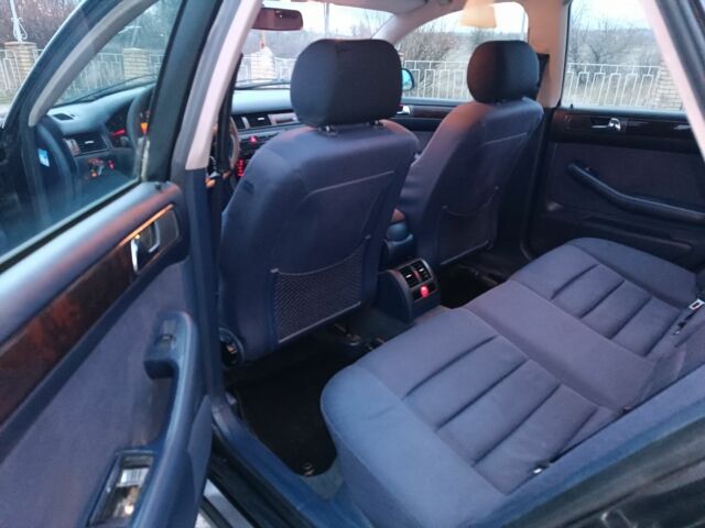 Черный Ауди А6, объемом двигателя 2.5 л и пробегом 250 тыс. км за 2850 $, фото 11 на Automoto.ua