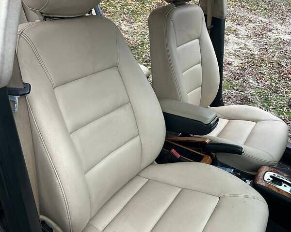 Черный Ауди А6, объемом двигателя 2.5 л и пробегом 278 тыс. км за 6000 $, фото 8 на Automoto.ua