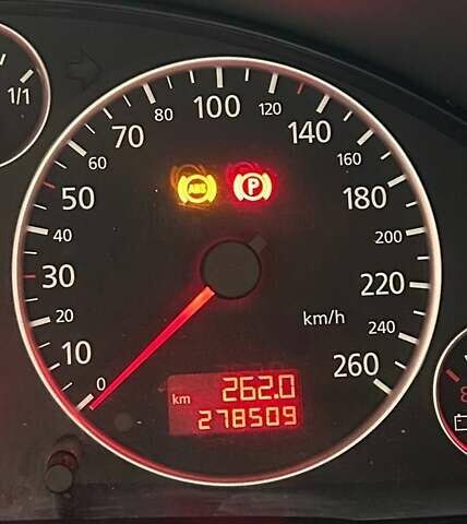 Черный Ауди А6, объемом двигателя 2.5 л и пробегом 278 тыс. км за 6000 $, фото 3 на Automoto.ua