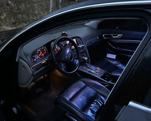 Черный Ауди А6, объемом двигателя 3 л и пробегом 270 тыс. км за 7700 $, фото 5 на Automoto.ua