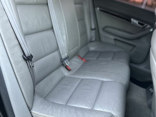 Черный Ауди А6, объемом двигателя 3 л и пробегом 315 тыс. км за 3800 $, фото 14 на Automoto.ua