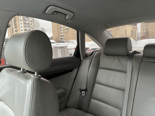 Черный Ауди А6, объемом двигателя 3 л и пробегом 230 тыс. км за 1655 $, фото 7 на Automoto.ua