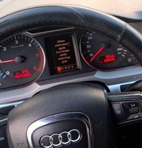 Черный Ауди А6, объемом двигателя 2 л и пробегом 263 тыс. км за 3500 $, фото 6 на Automoto.ua