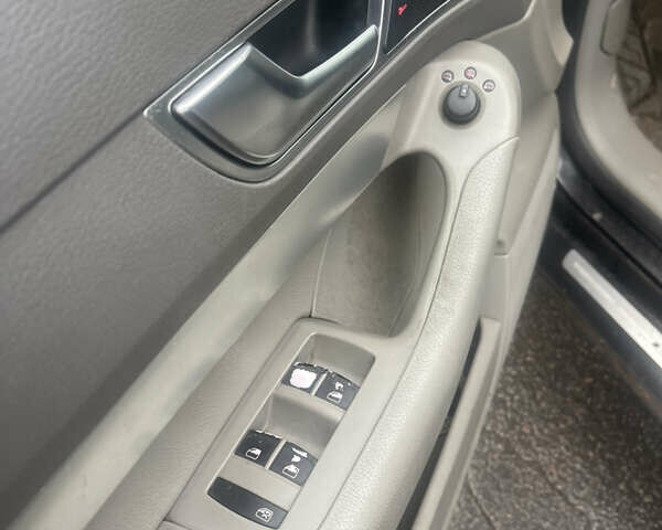 Черный Ауди А6, объемом двигателя 3 л и пробегом 478 тыс. км за 7000 $, фото 14 на Automoto.ua