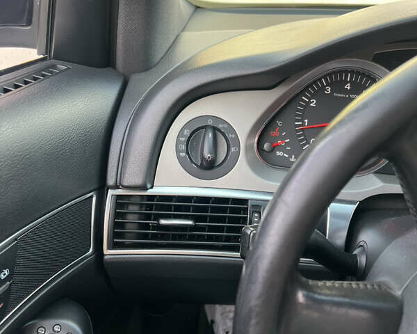 Черный Ауди А6, объемом двигателя 1.98 л и пробегом 253 тыс. км за 7200 $, фото 10 на Automoto.ua