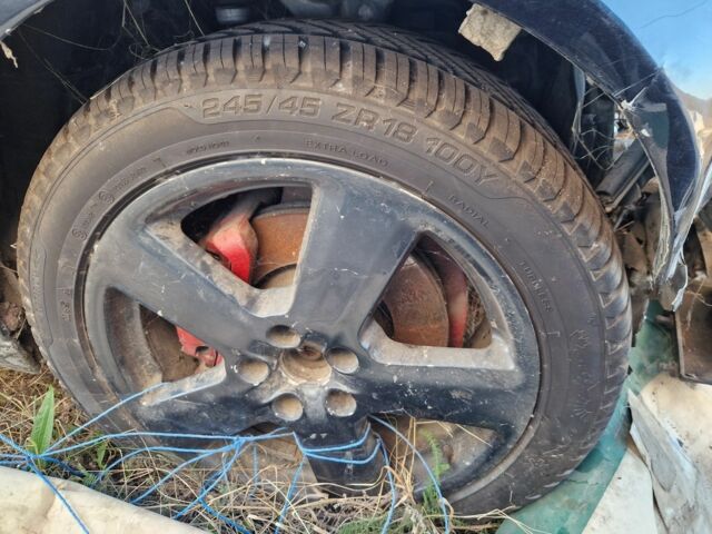 Черный Ауди А6, объемом двигателя 0 л и пробегом 100 тыс. км за 3000 $, фото 4 на Automoto.ua