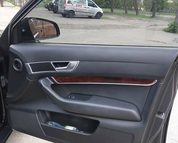 Ауди А6 2006 в Черкассах на Automoto.ua Черный Ауди А6, объемом двигателя 3.2 л и пробегом 222 тыс. км за 7500 $, фото 23 на Automoto.ua