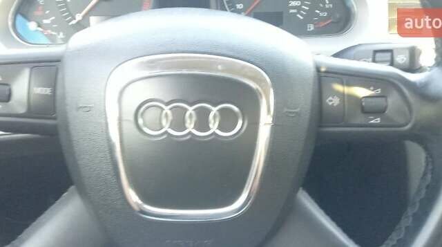 Черный Ауди А6, объемом двигателя 2.4 л и пробегом 260 тыс. км за 7600 $, фото 4 на Automoto.ua