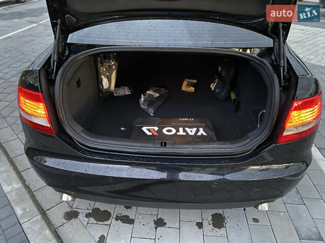 Черный Ауди А6, объемом двигателя 2.7 л и пробегом 250 тыс. км за 9999 $, фото 27 на Automoto.ua