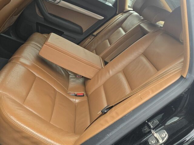 Черный Ауди А6, объемом двигателя 3 л и пробегом 292 тыс. км за 5175 $, фото 7 на Automoto.ua