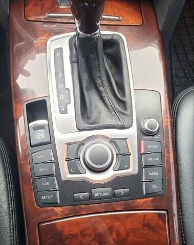 Черный Ауди А6, объемом двигателя 2.8 л и пробегом 261 тыс. км за 9200 $, фото 23 на Automoto.ua