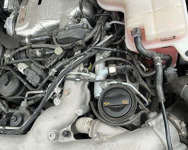 Черный Ауди А6, объемом двигателя 2.7 л и пробегом 280 тыс. км за 10200 $, фото 11 на Automoto.ua