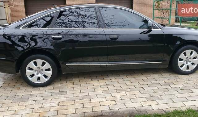 Черный Ауди А6, объемом двигателя 2.8 л и пробегом 261 тыс. км за 9200 $, фото 7 на Automoto.ua