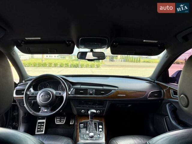 Черный Ауди А6, объемом двигателя 2.97 л и пробегом 303 тыс. км за 15800 $, фото 4 на Automoto.ua