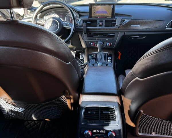 Ауді А6 2011 у Чернівцях на Automoto.ua Чорний Ауді А6, об'ємом двигуна 2.97 л та пробігом 279 тис. км за 18700 $, фото 10 на Automoto.ua