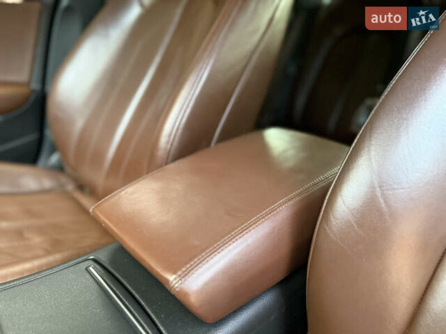 Чорний Ауді А6, об'ємом двигуна 2 л та пробігом 242 тис. км за 13499 $, фото 31 на Automoto.ua