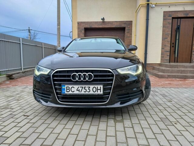 Черный Ауди А6, объемом двигателя 2 л и пробегом 237 тыс. км за 13400 $, фото 5 на Automoto.ua