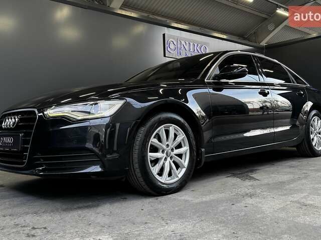 Черный Ауди А6, объемом двигателя 2.77 л и пробегом 240 тыс. км за 13000 $, фото 5 на Automoto.ua