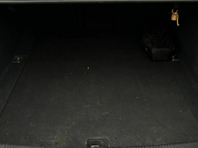 Чорний Ауді А6, об'ємом двигуна 2 л та пробігом 310 тис. км за 15999 $, фото 22 на Automoto.ua