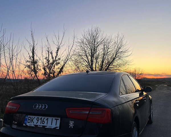 Чорний Ауді А6, об'ємом двигуна 2 л та пробігом 256 тис. км за 13500 $, фото 4 на Automoto.ua