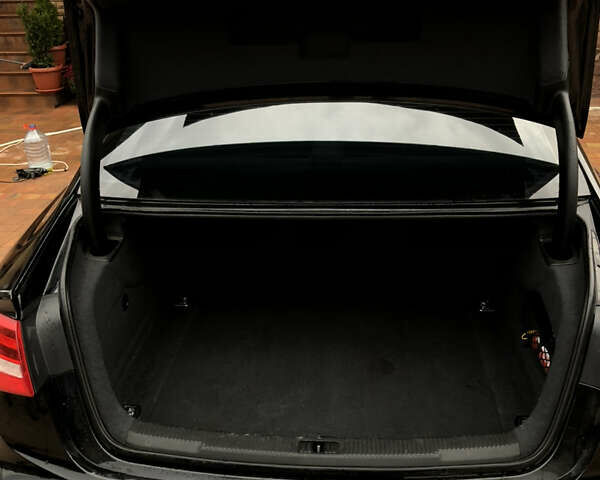 Чорний Ауді А6, об'ємом двигуна 3 л та пробігом 173 тис. км за 16000 $, фото 7 на Automoto.ua