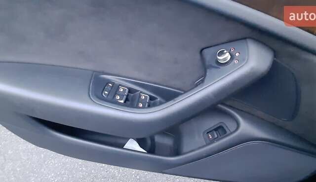 Чорний Ауді А6, об'ємом двигуна 2 л та пробігом 142 тис. км за 12900 $, фото 4 на Automoto.ua