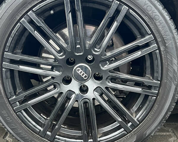 Черный Ауди А6, объемом двигателя 2.77 л и пробегом 215 тыс. км за 11000 $, фото 4 на Automoto.ua