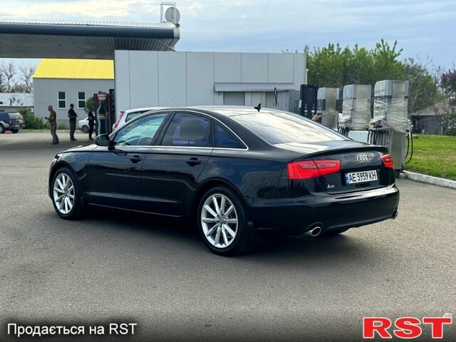 Черный Ауди А6, объемом двигателя 2 л и пробегом 190 тыс. км за 13600 $, фото 2 на Automoto.ua