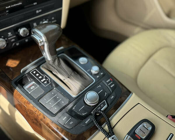 Чорний Ауді А6, об'ємом двигуна 1.98 л та пробігом 272 тис. км за 10700 $, фото 9 на Automoto.ua