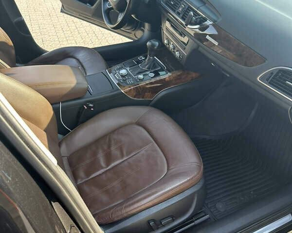 Черный Ауди А6, объемом двигателя 1.98 л и пробегом 206 тыс. км за 14300 $, фото 8 на Automoto.ua