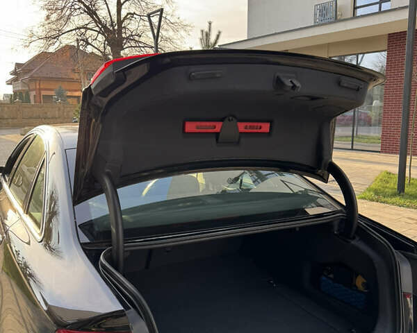 Черный Ауди А6, объемом двигателя 2.97 л и пробегом 304 тыс. км за 13500 $, фото 10 на Automoto.ua