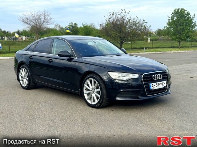 Черный Ауди А6, объемом двигателя 2 л и пробегом 190 тыс. км за 13600 $, фото 5 на Automoto.ua